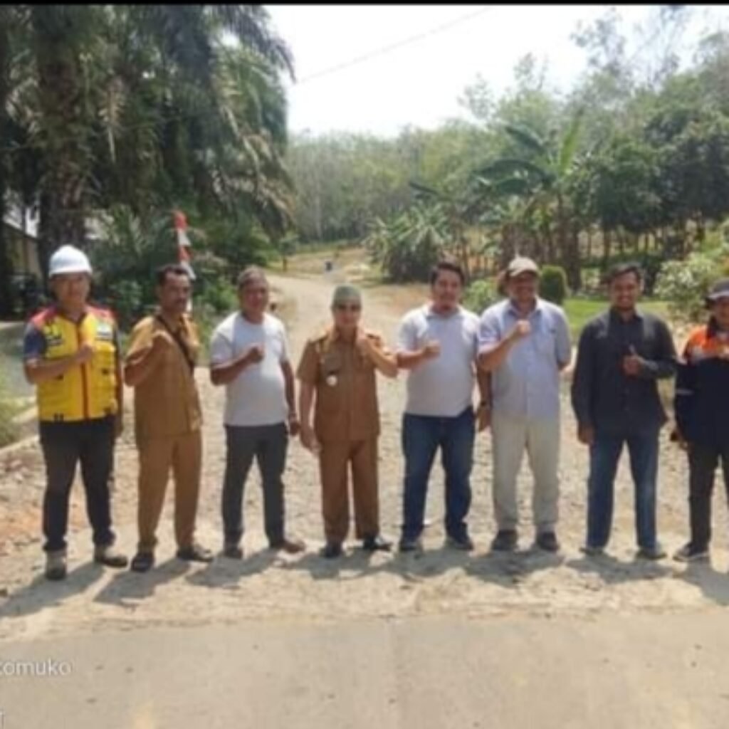 Pembangunan Jalan di Mukomuko Dimulai, Warga Sambut Positif