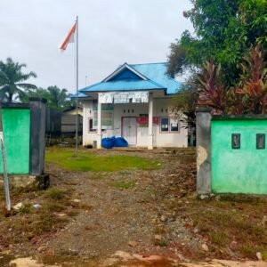 Disiplin Aparatur Desa di Sungai Rumbai Dipertanyakan, Sejumlah Kantor Desa Masih Tutup di Jam Kerja