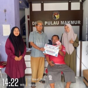 Jelang Idul Fitri, Pulau Makmur Tancap Gas Salurkan BLT-DD ke Warga