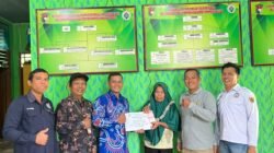 Pemdes Talang Baru Salurkan BLT-DD Tahap II Tahun 2026 kepada 8 KPM